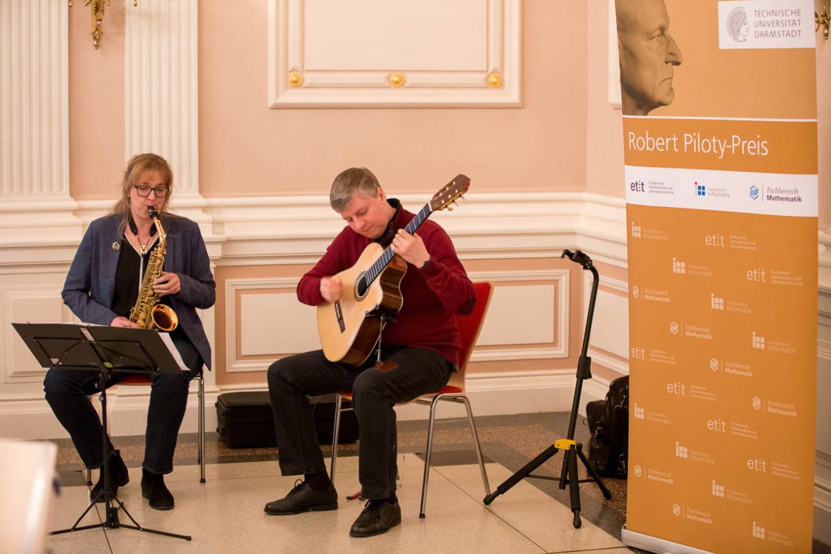 The musicians of Duo Chordaer provided musical accompaniment during the prize ceremony.